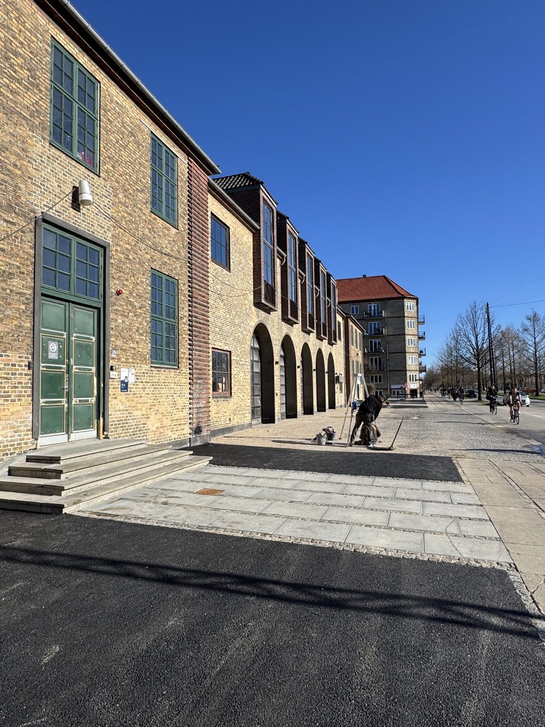 Klamer på arbejde