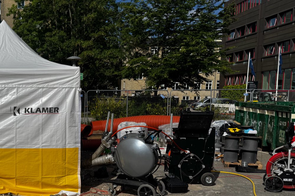 Strømpeforing — Klamer-arbejdstelt med liner-udstyr og kamera
